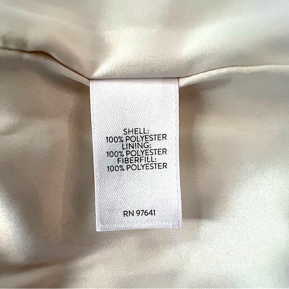 J Jill L Velour Ivory Puffer Vest, NWT - Picture 5 of 7